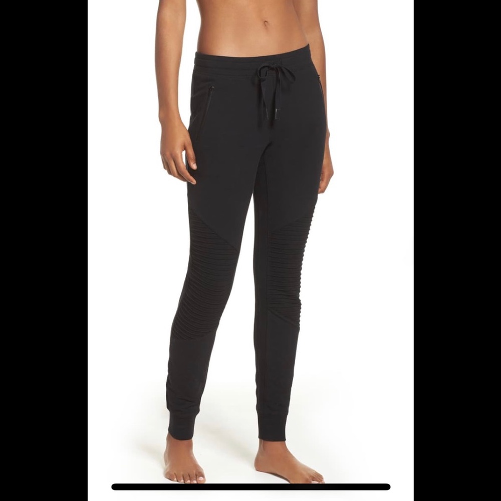 Alo Yoga Urban Moto Sweatpants, S (new with tags)